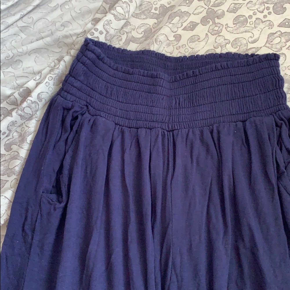 Flowy pants - Picture 2 of 2